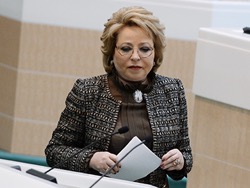 Матвиенко призвала прекратить гадания на нефтяной гуще