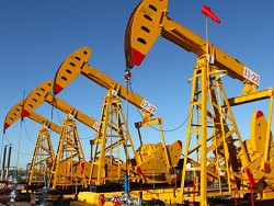 Нефть закрепилась выше 40 долларов