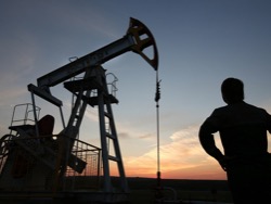 Страны ОПЕК поставили рекорд по добыче нефти