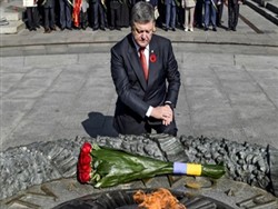 Президент поздравил украинцев с Днем Победы