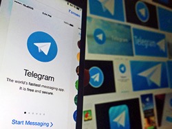 Пользователи Telegram обнаружили базу личных данных автовладельцев