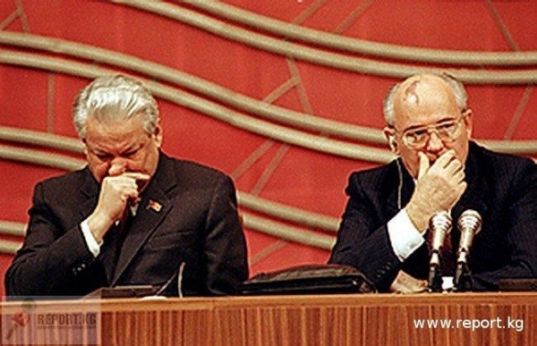 СССР продали всего за 12 миллиардов долларов в 1985 году?