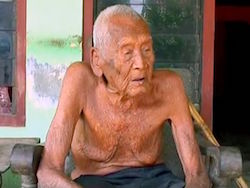 145-летний житель Индонезии мечтает о смерти