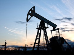 Новак предсказал балансировку нефтяного рынка к 2017 году