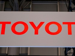 Опасные подушки: Toyota озывает почти полтора миллиона автомобилей